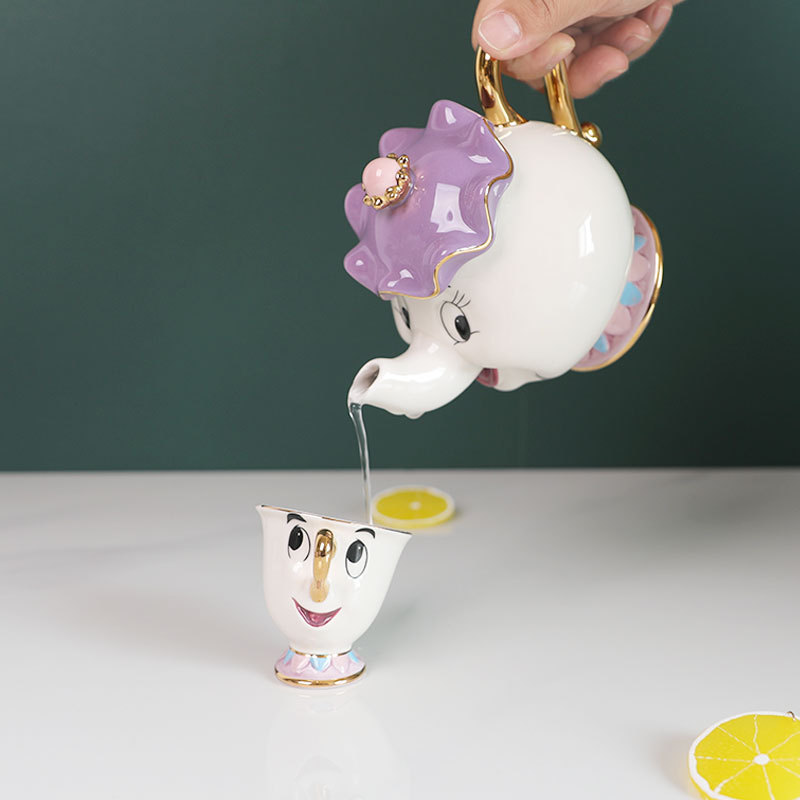 Coffee Y Tea - Tetera de dibujos animados La Bella